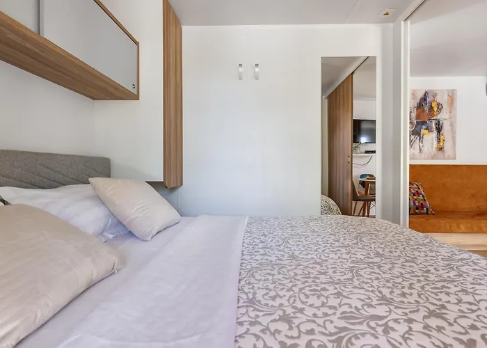 Mobile House F&l Vakantiehuis