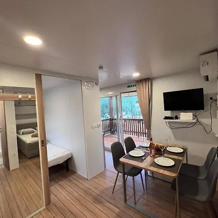 Holiday home Mobile House F&l Biograd Na Moru