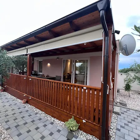 Holiday home Mobile House F&l Biograd Na Moru